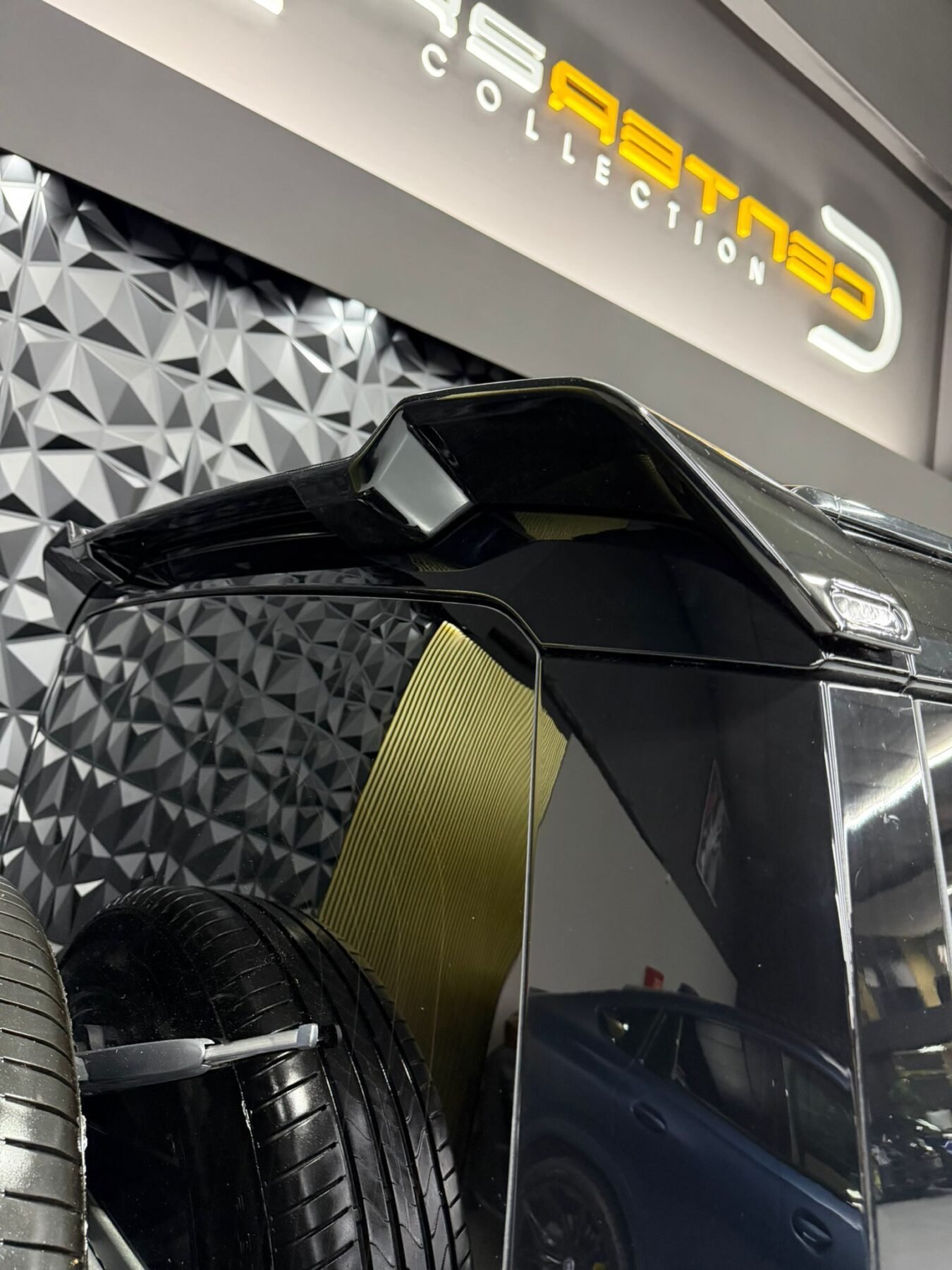 LAND-ROVER DEFENDER 2.0 D240 