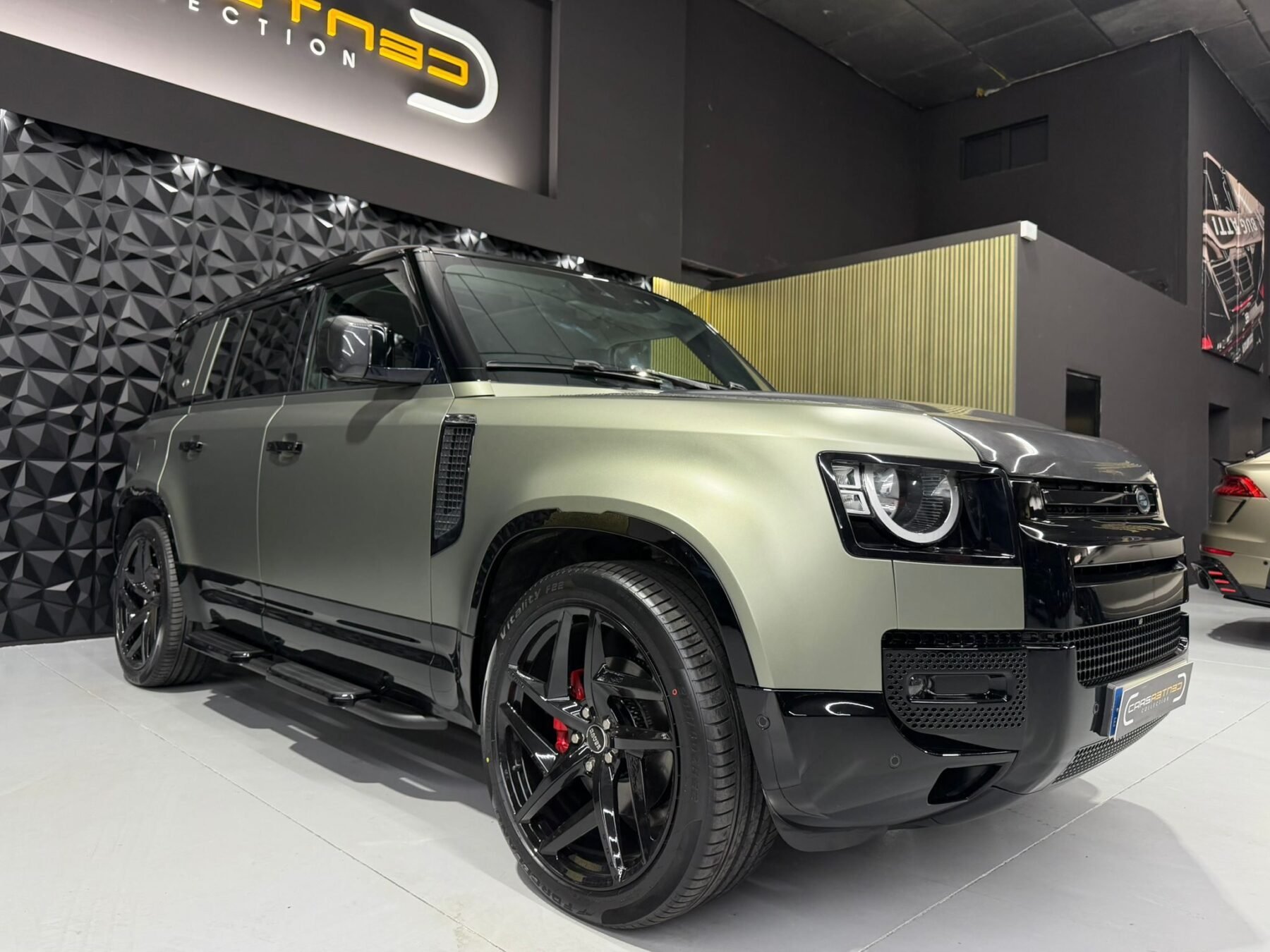 LAND-ROVER DEFENDER 2.0 D240 