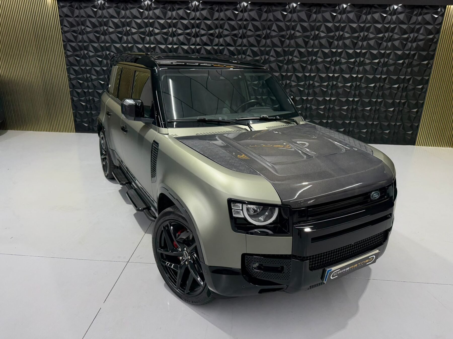 LAND-ROVER DEFENDER 2.0 D240 