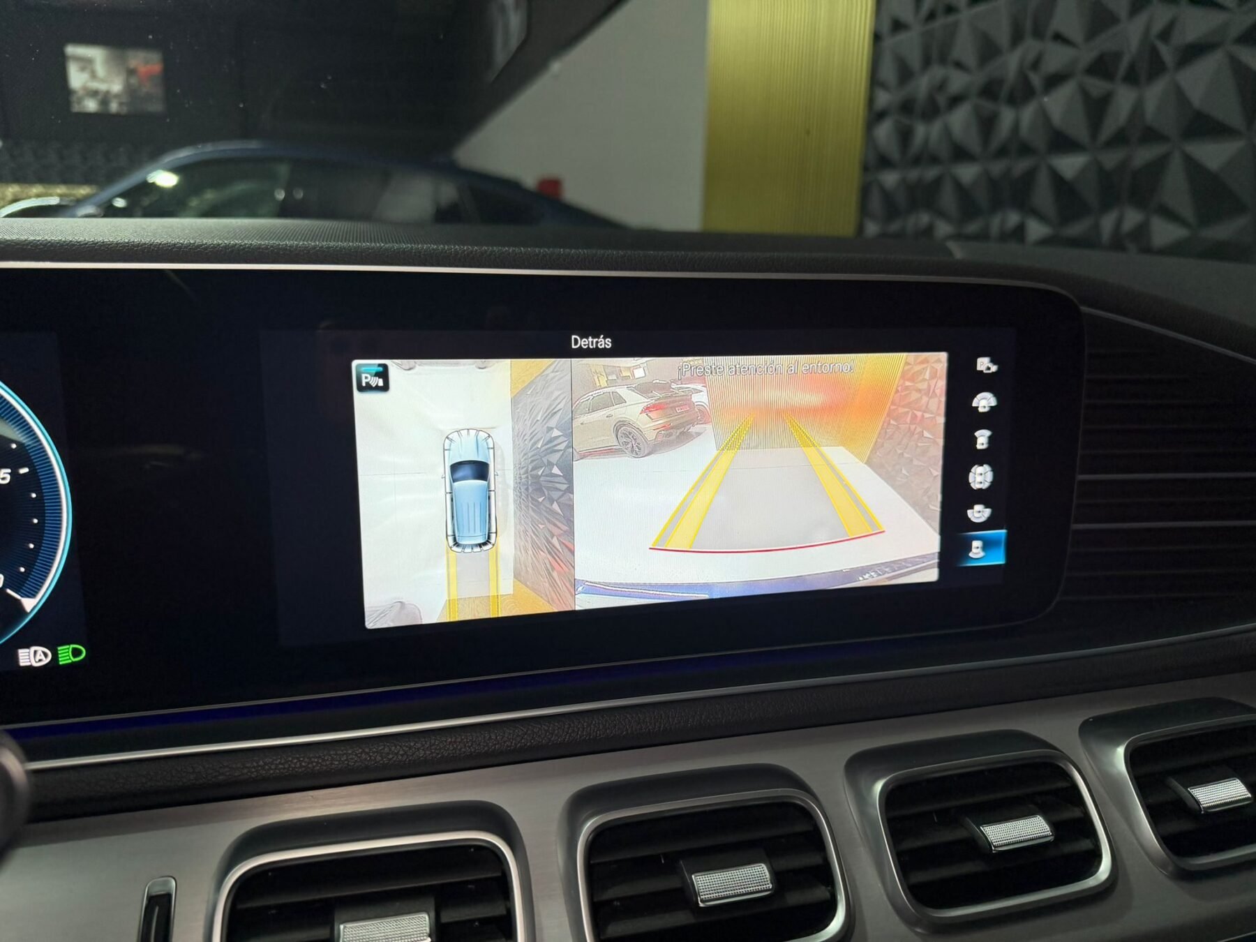 MERCEDES-BENZ GLE 300 D 4 MATIC