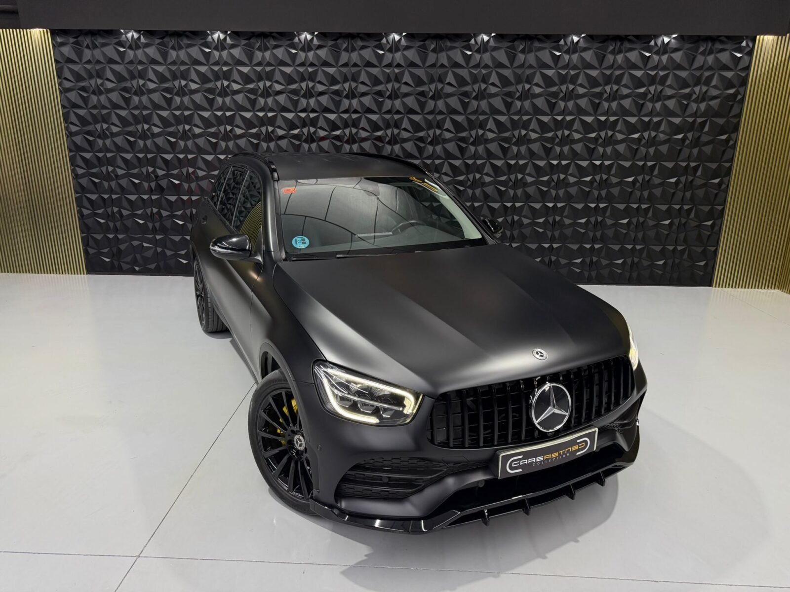 MERCEDES-BENZ GLC 220D AMG