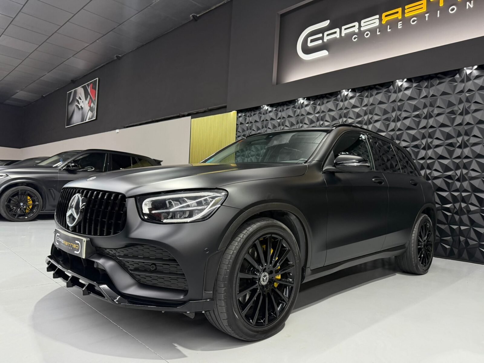 MERCEDES-BENZ GLC 220D AMG