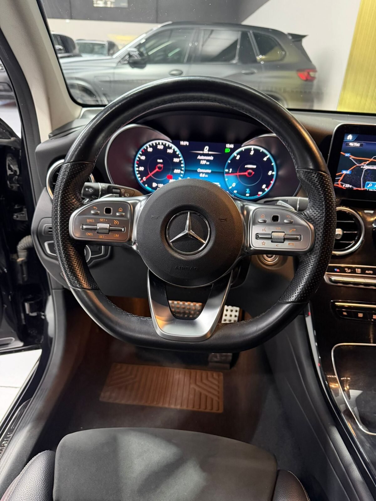 MERCEDES-BENZ GLC 220D AMG