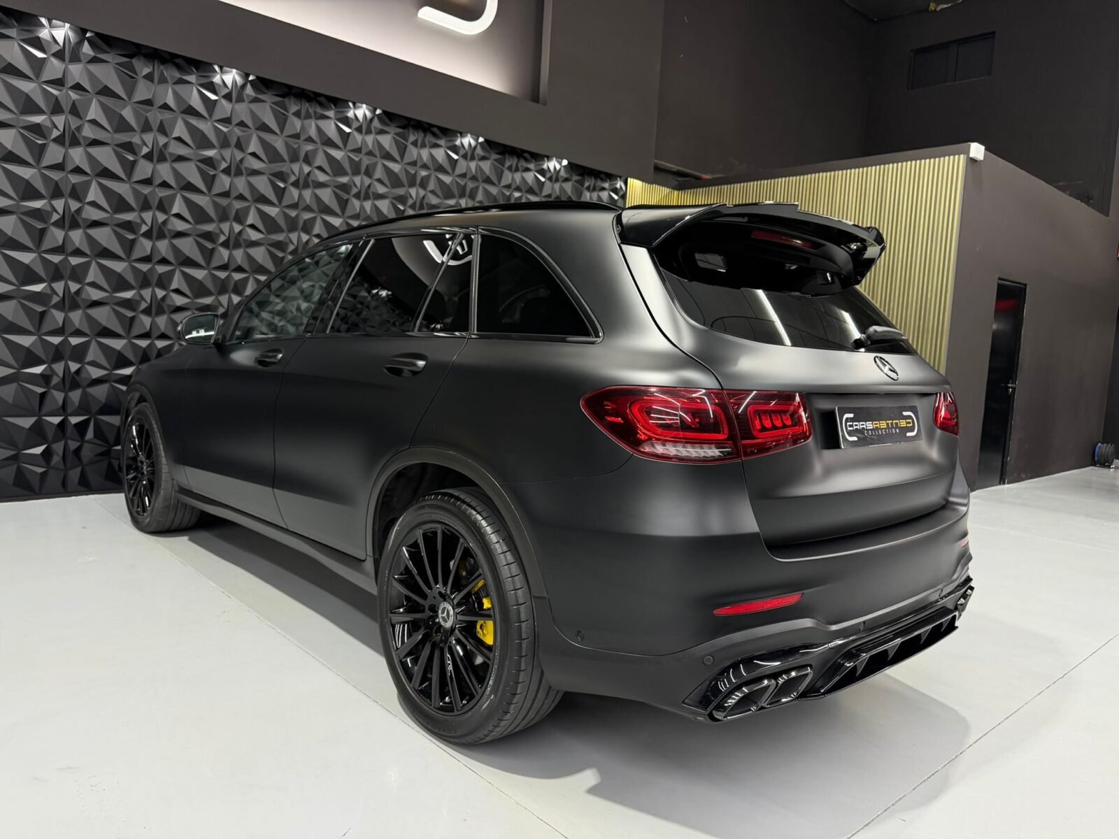 MERCEDES-BENZ GLC 220D AMG