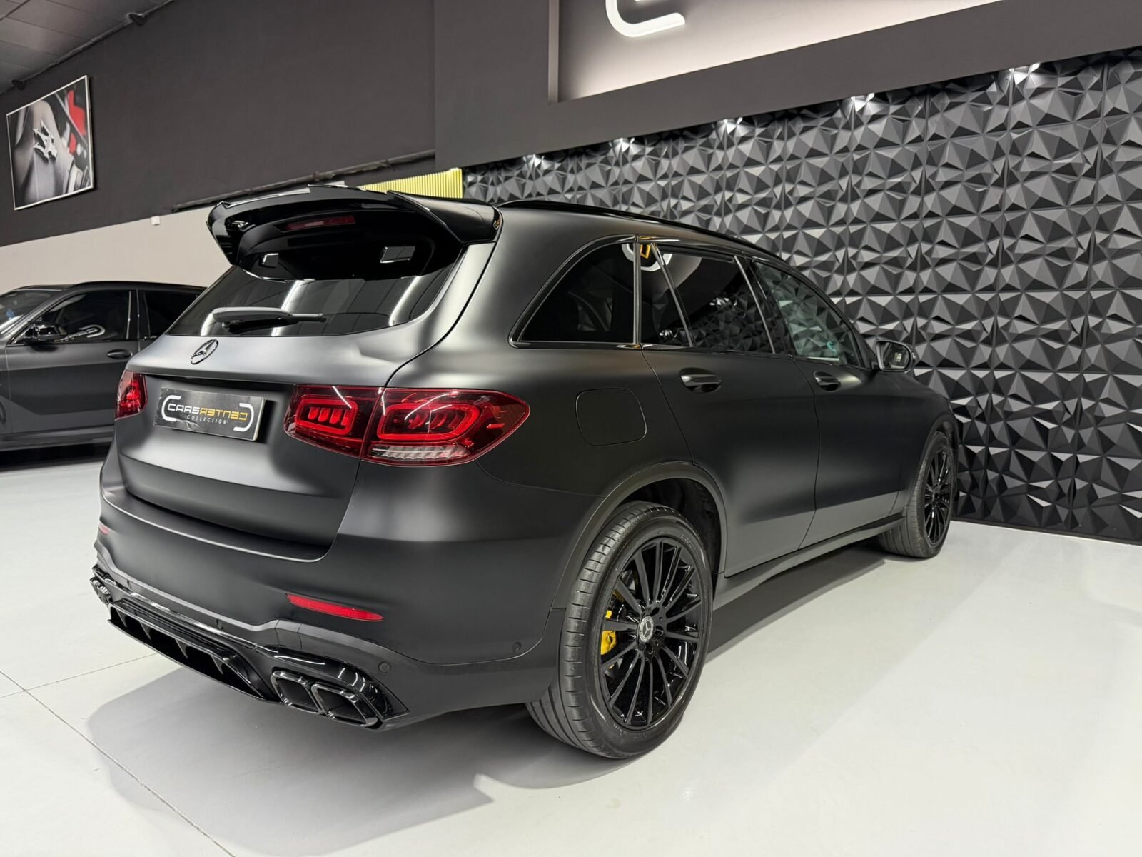 MERCEDES-BENZ GLC 220D AMG