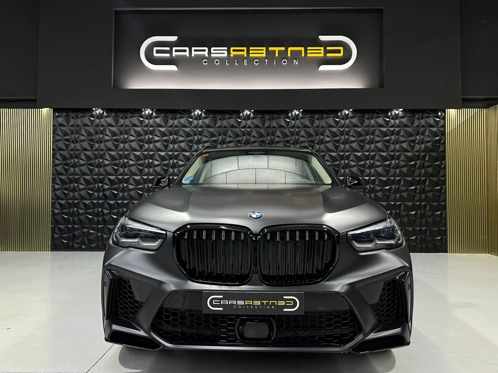 BMW X5 45E
