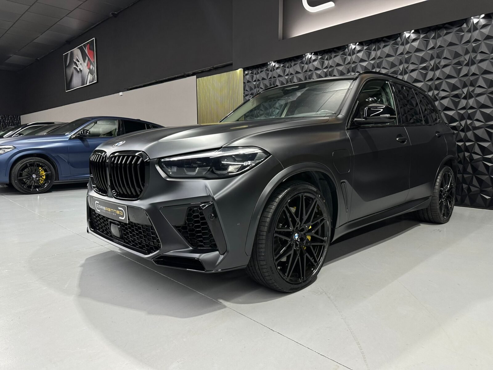 BMW X5 45E
