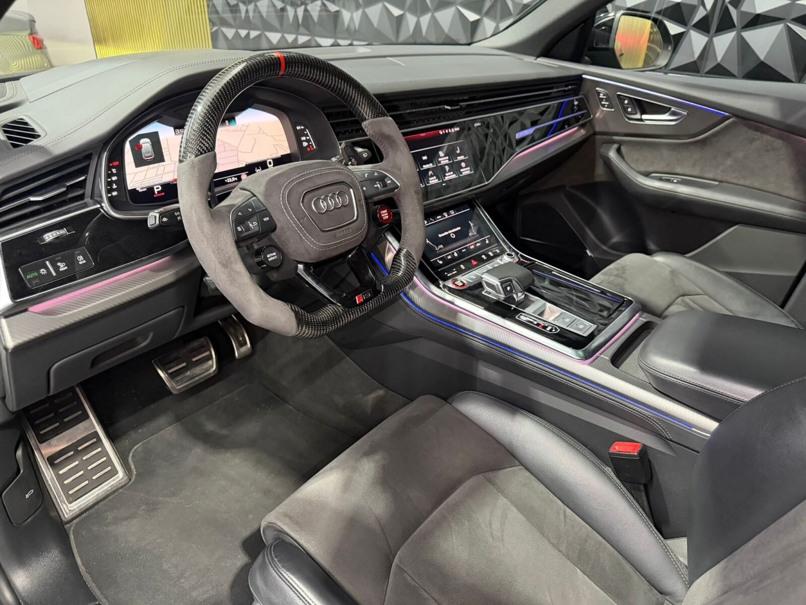 AUDI RSQ8 TFSI RS