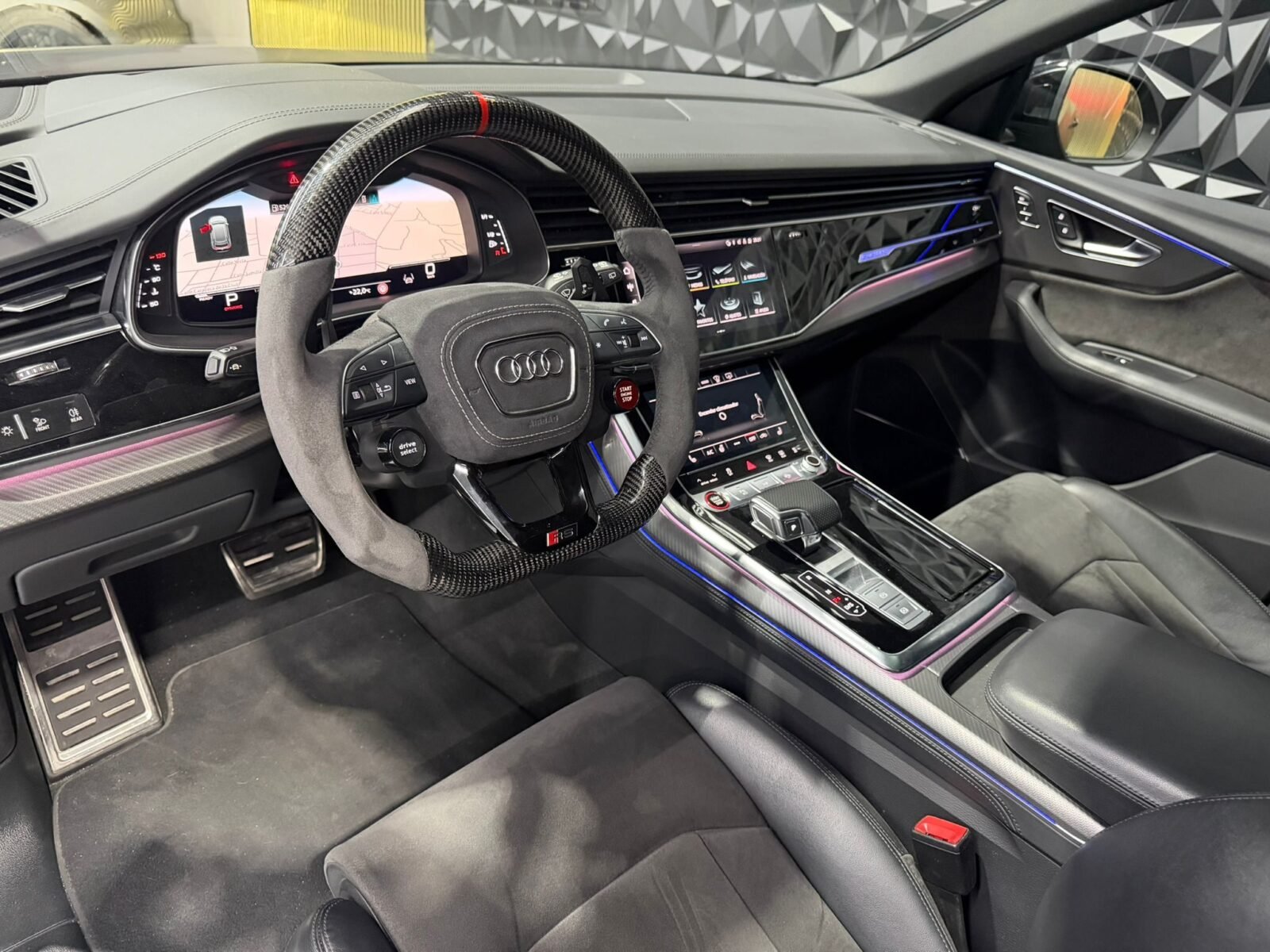 AUDI RSQ8 TFSI RS