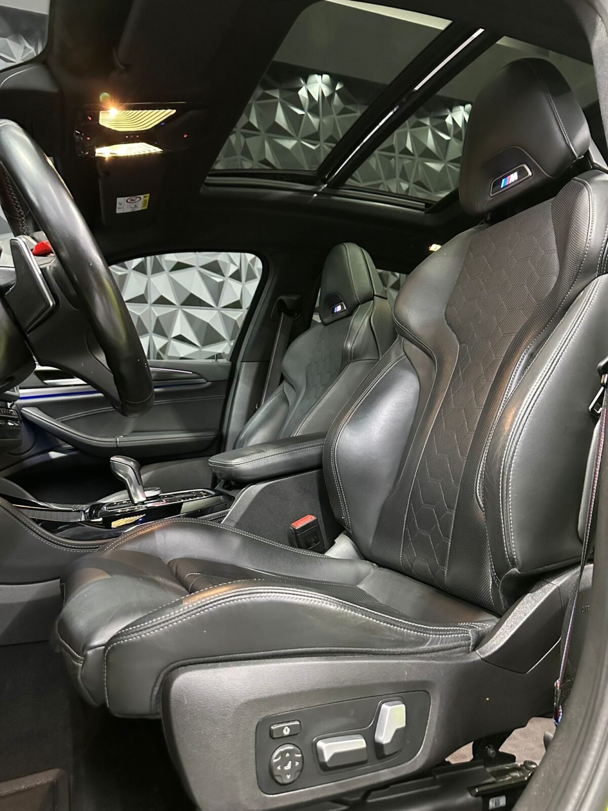 BMW X4 M PERFORMANCE