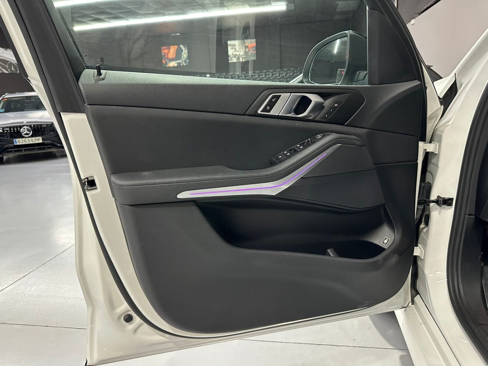 BMW X5 45E