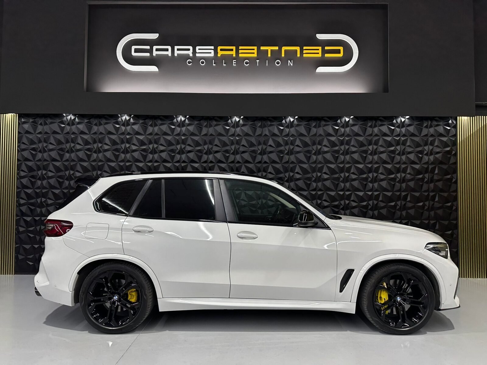 BMW X5 45E