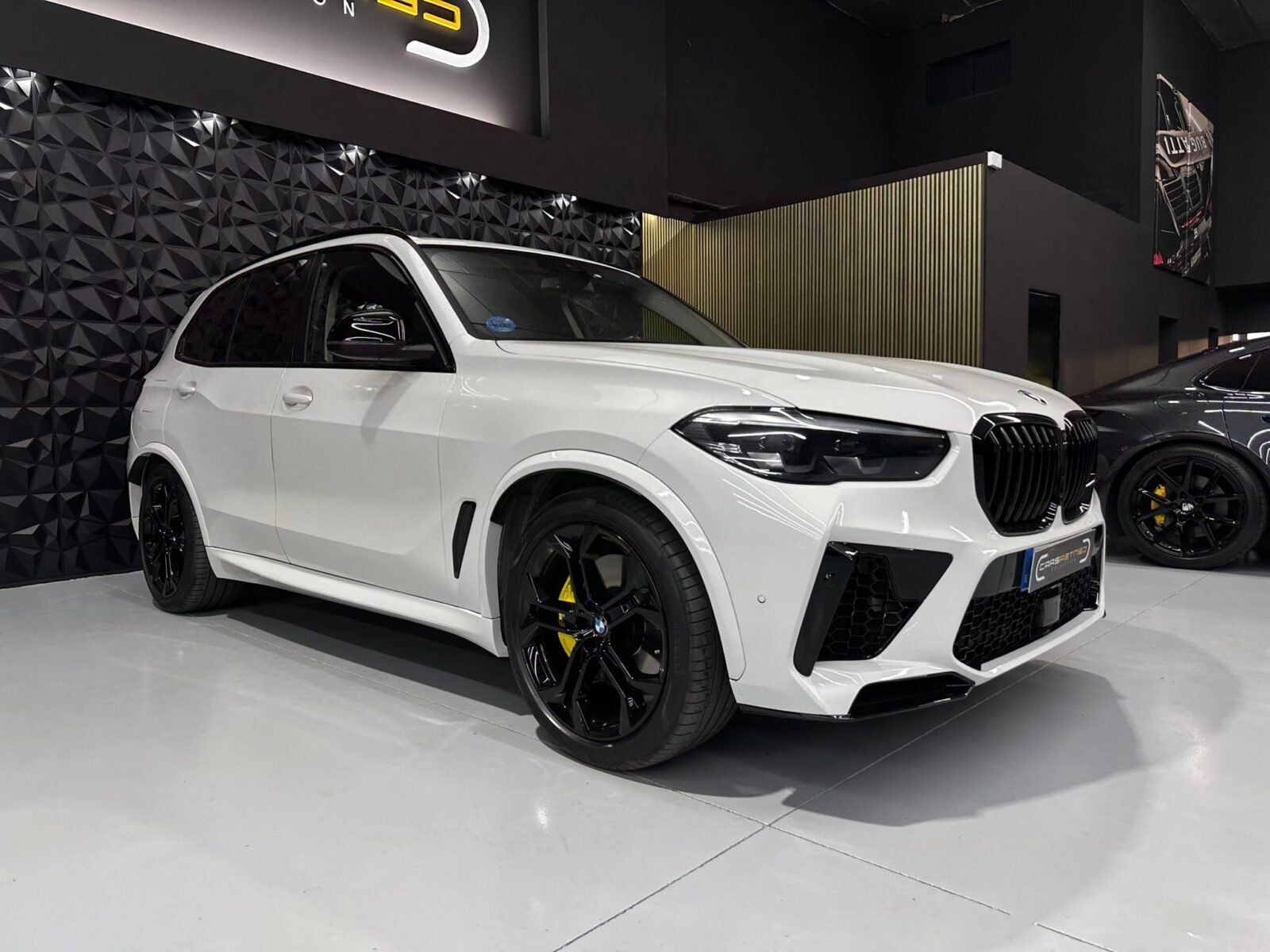 BMW X5 45E