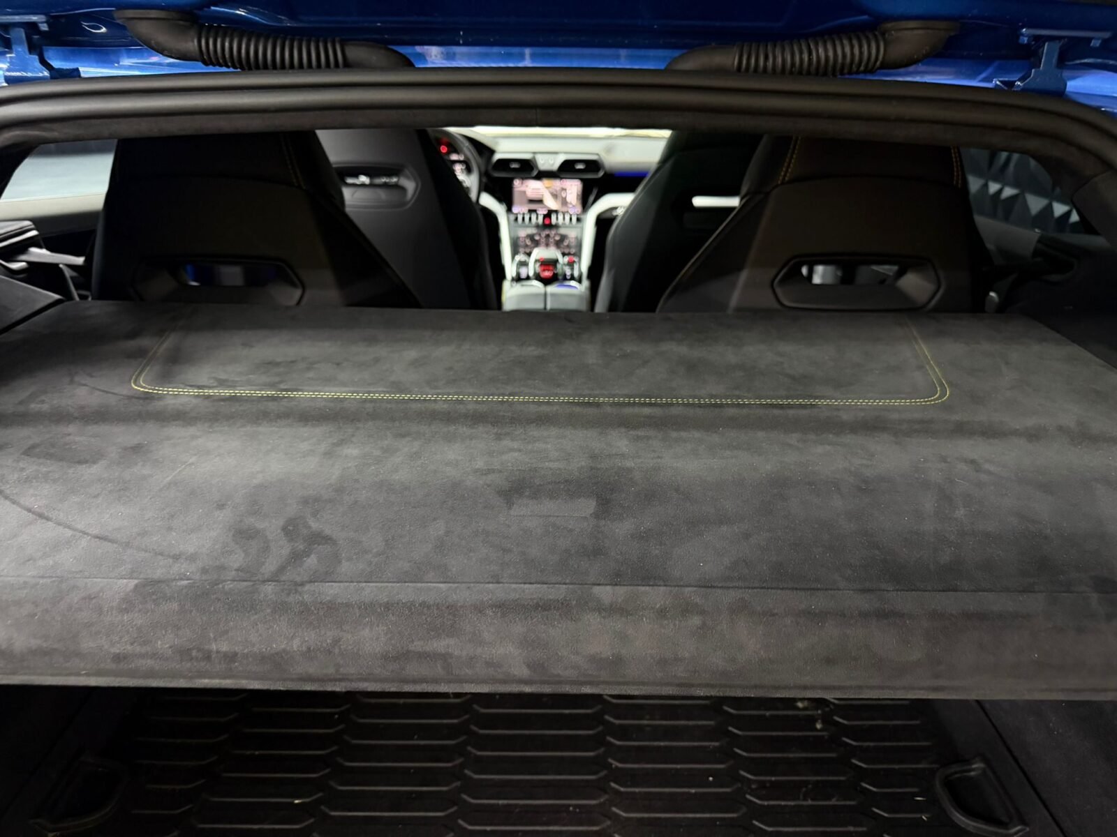 LAMBORGHINI URUS  4.0 V8
