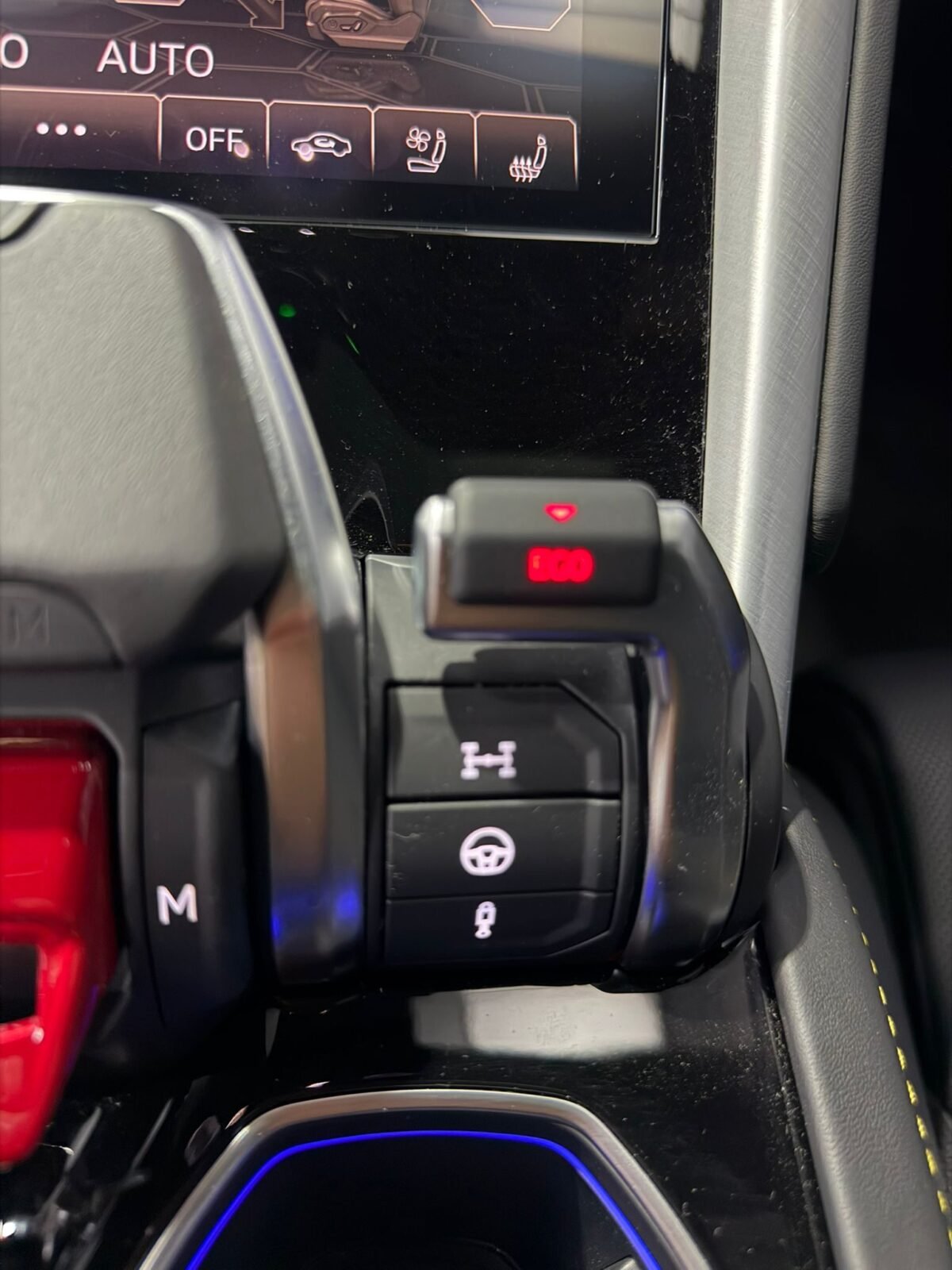 LAMBORGHINI URUS  4.0 V8