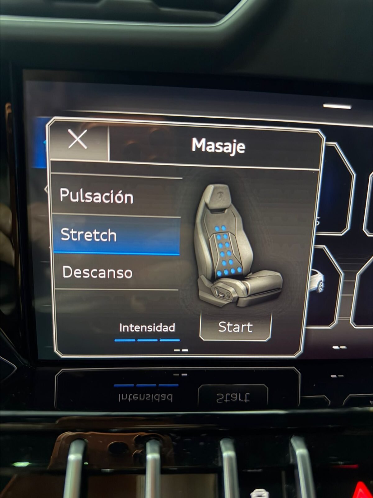 LAMBORGHINI URUS  4.0 V8