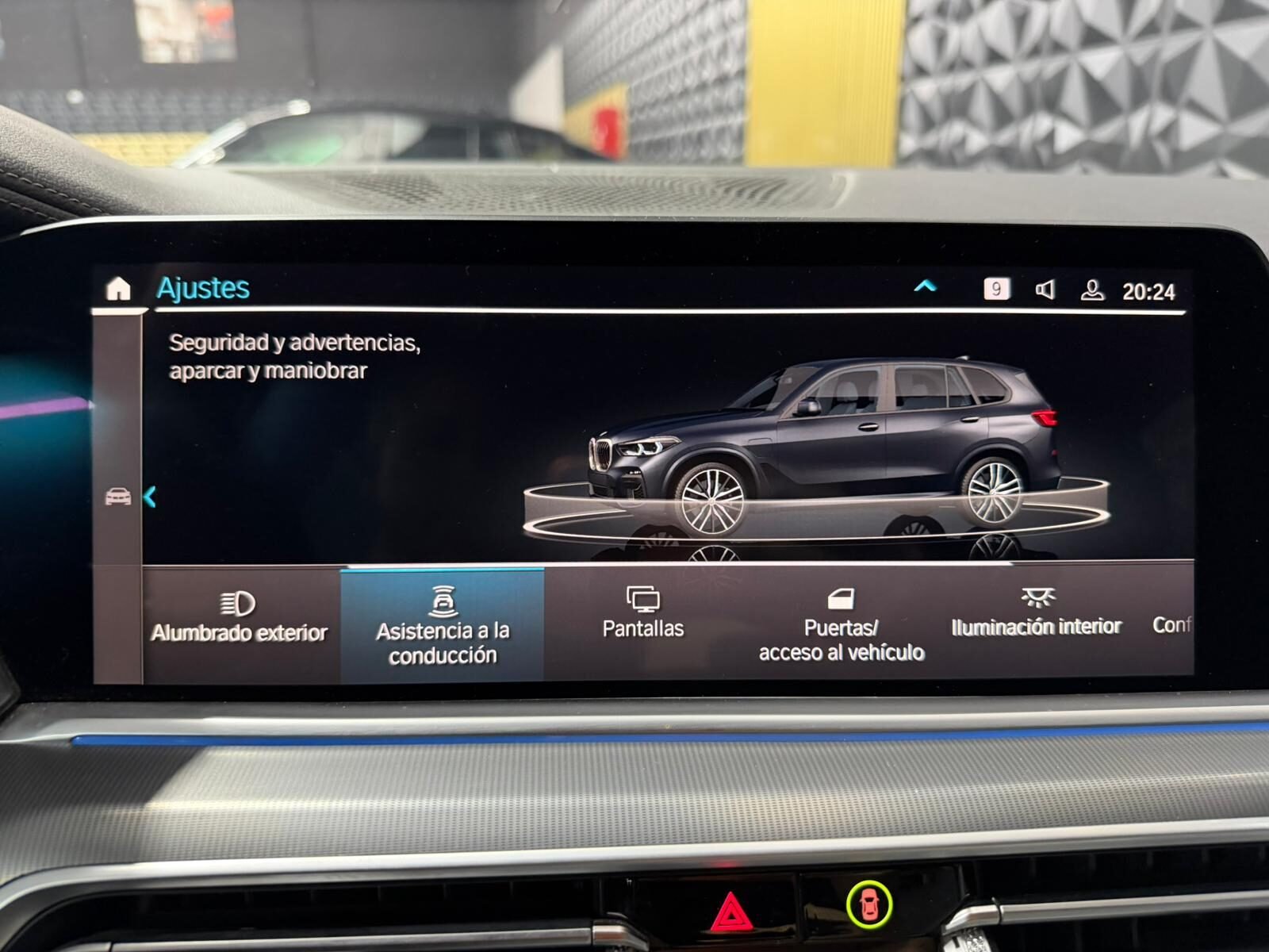 BMW X5 45E