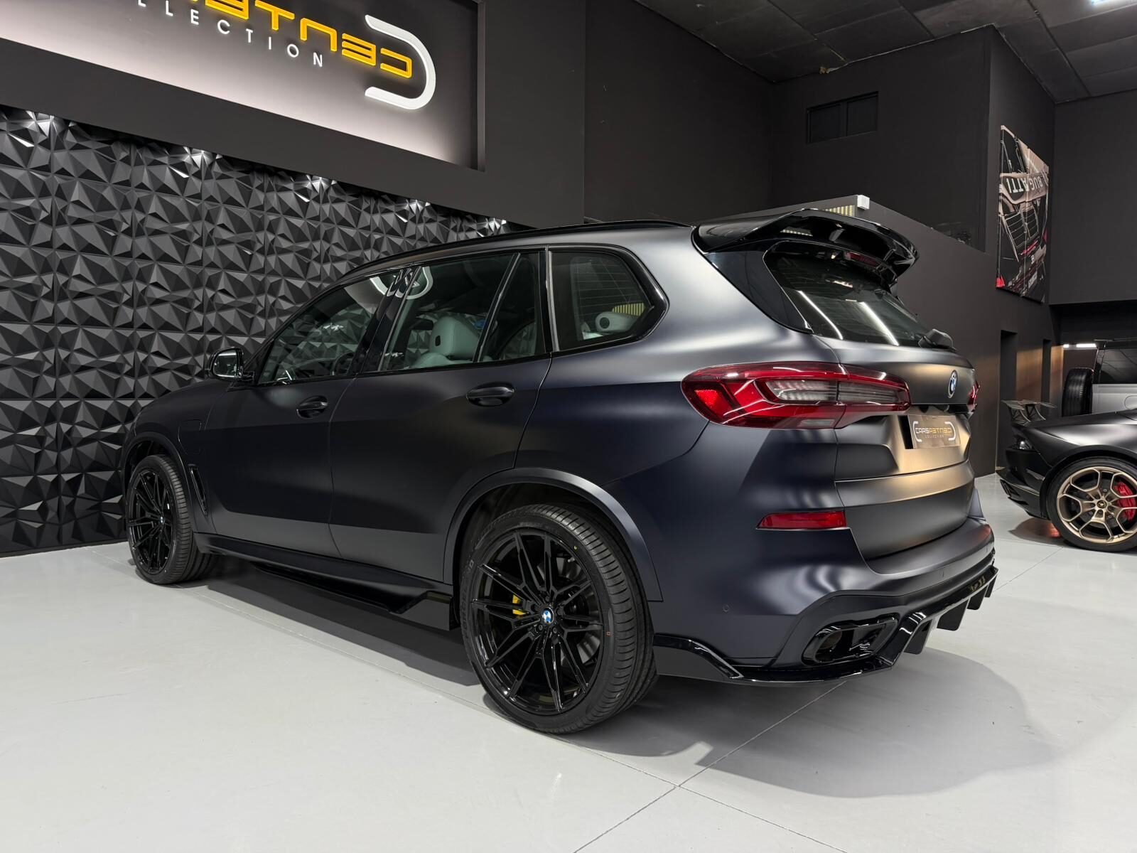 BMW X5 45E