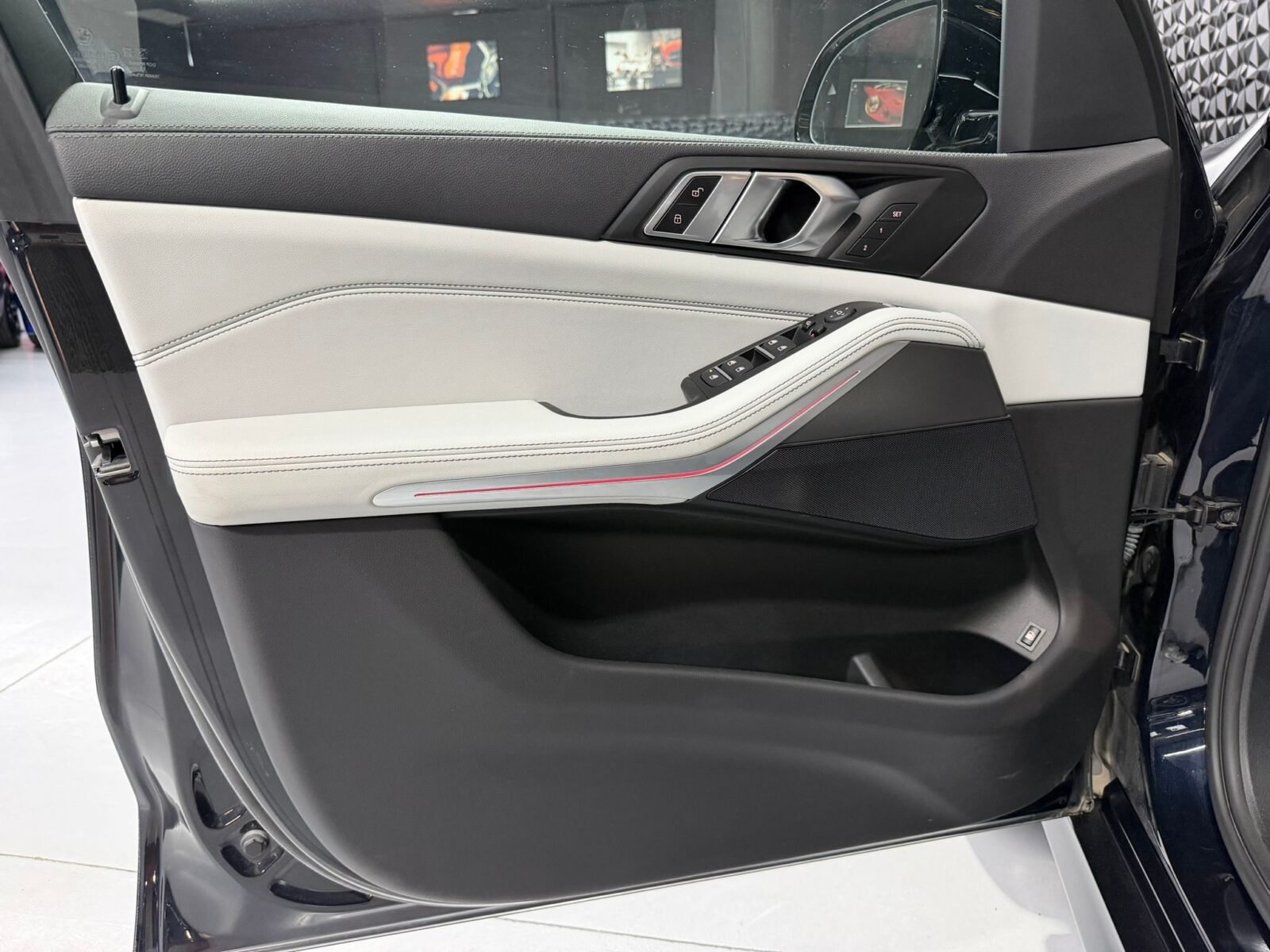 BMW X5 45E