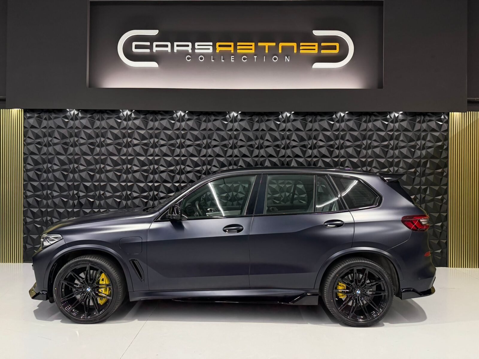 BMW X5 45E
