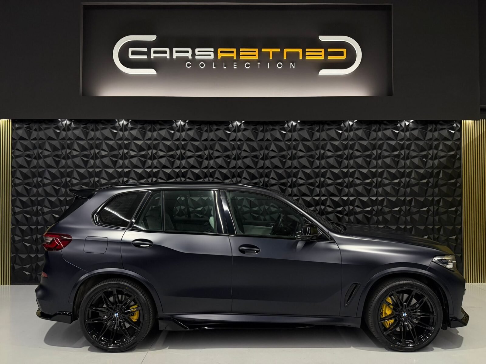 BMW X5 45E