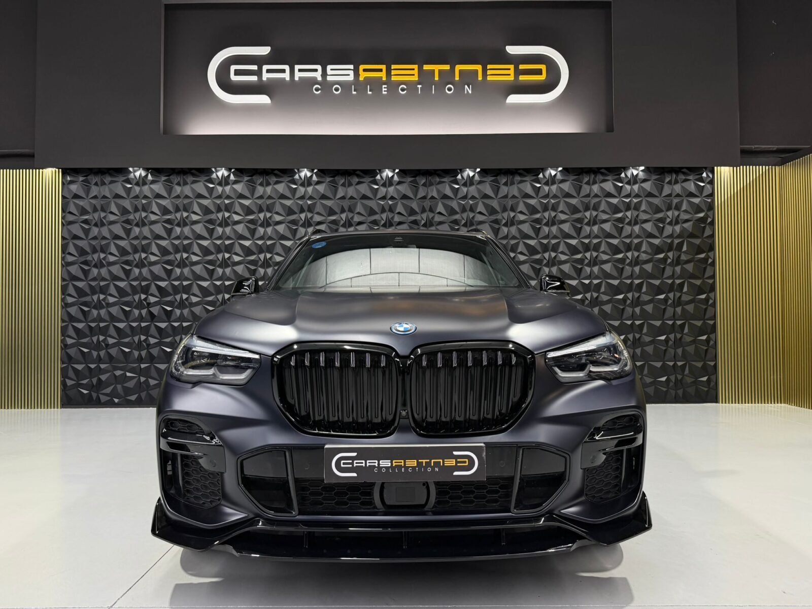 BMW X5 45E