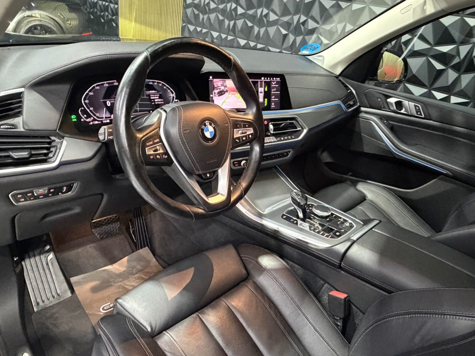 BMW X5 45E