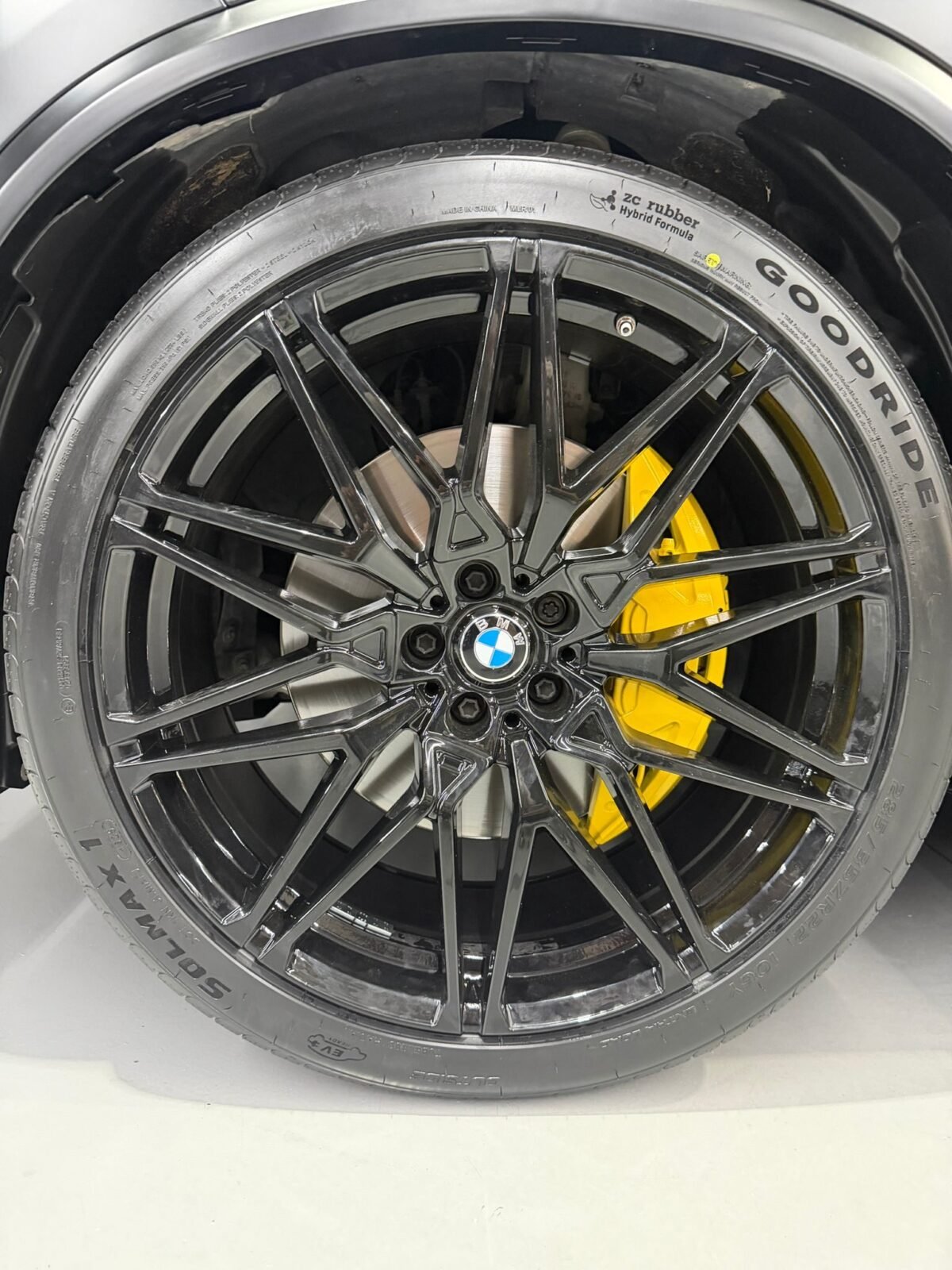 BMW X5 45E