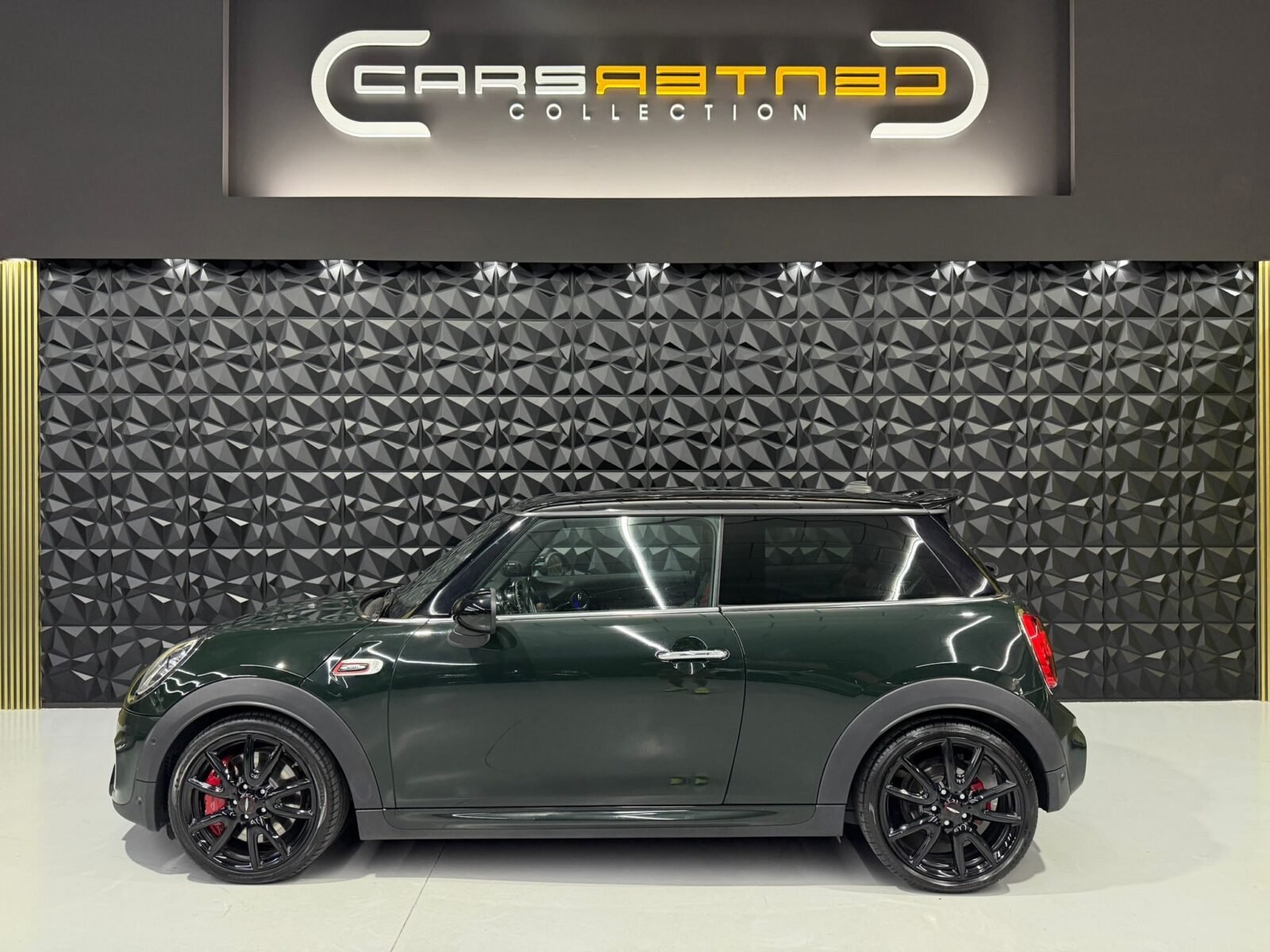 MINI COOPER JOHN COOPER WORKS