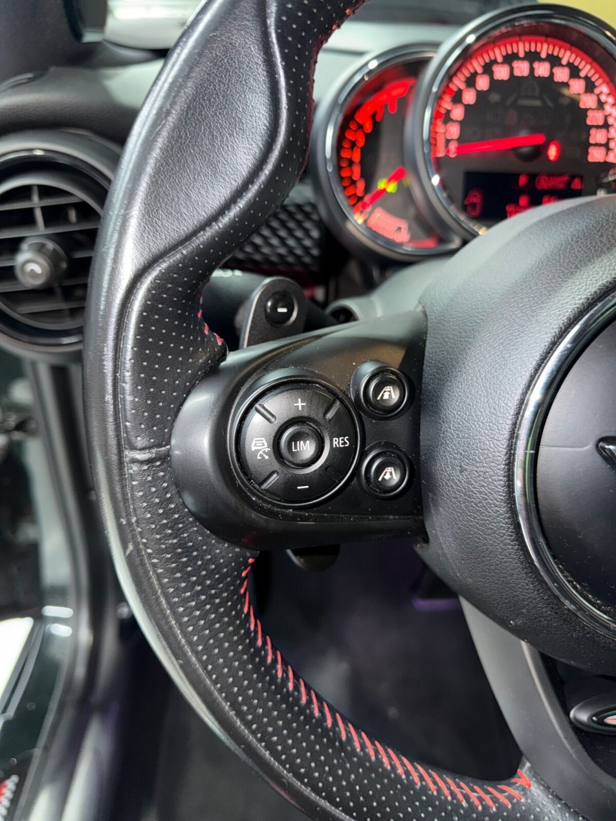 MINI COOPER JOHN COOPER WORKS
