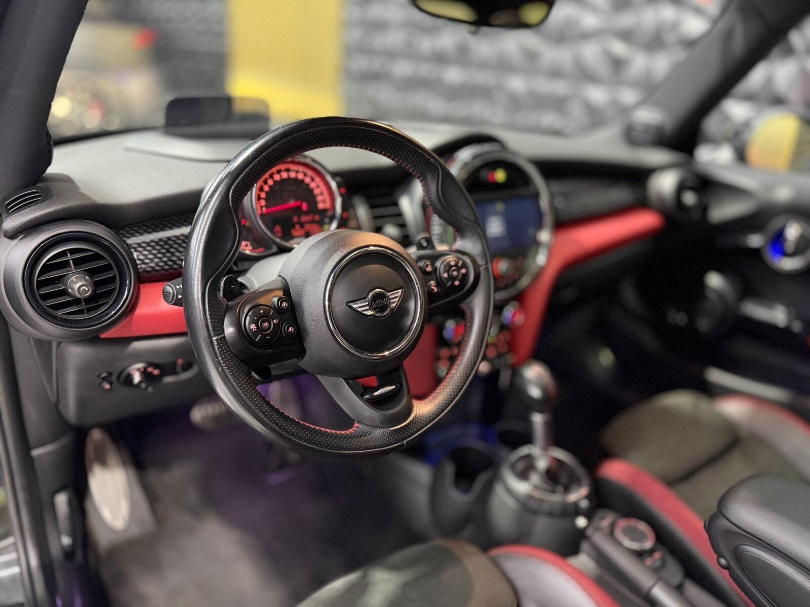 MINI COOPER JOHN COOPER WORKS