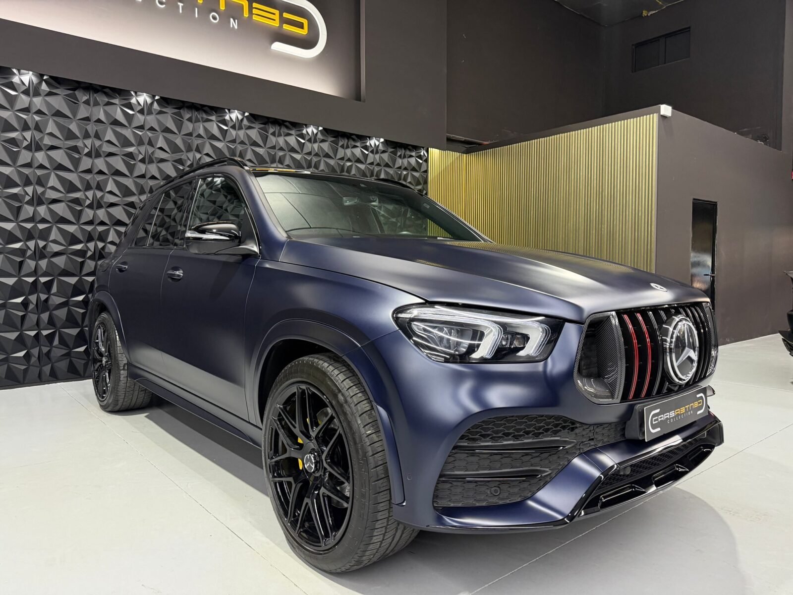 MERCEDES-BENZ GLE 300 D 4 MATIC