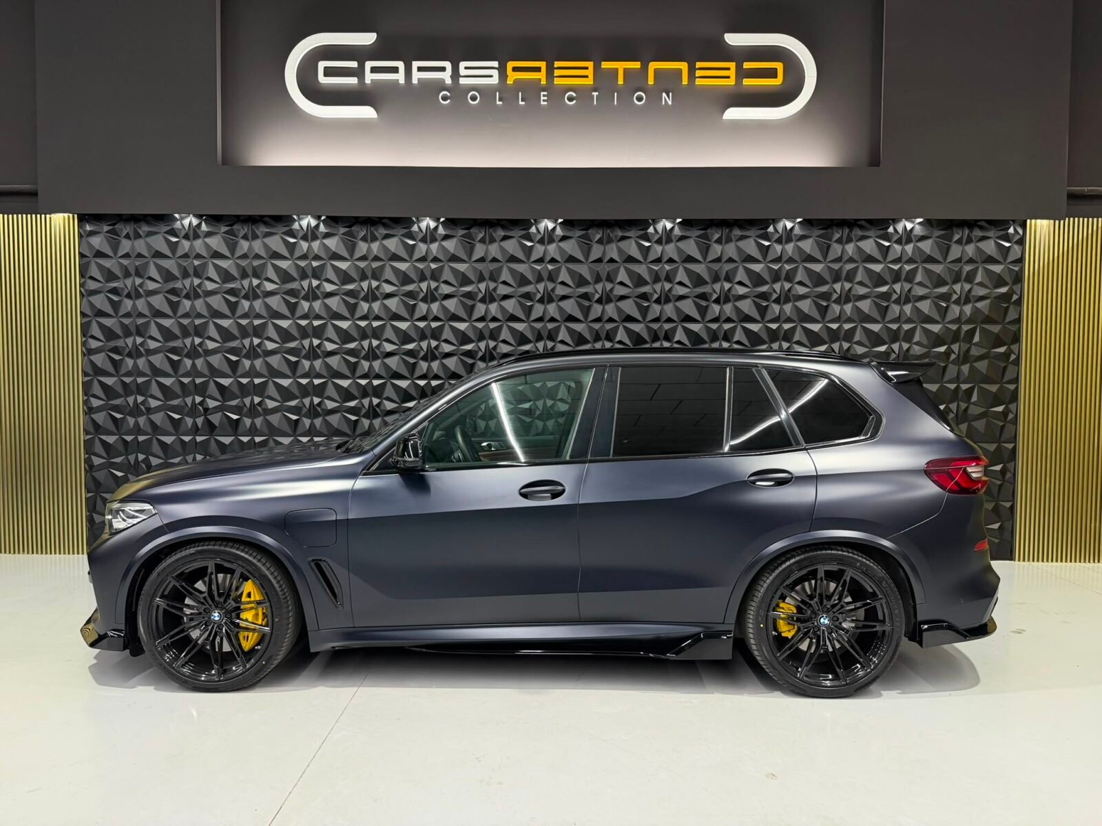 BMW X5 45E