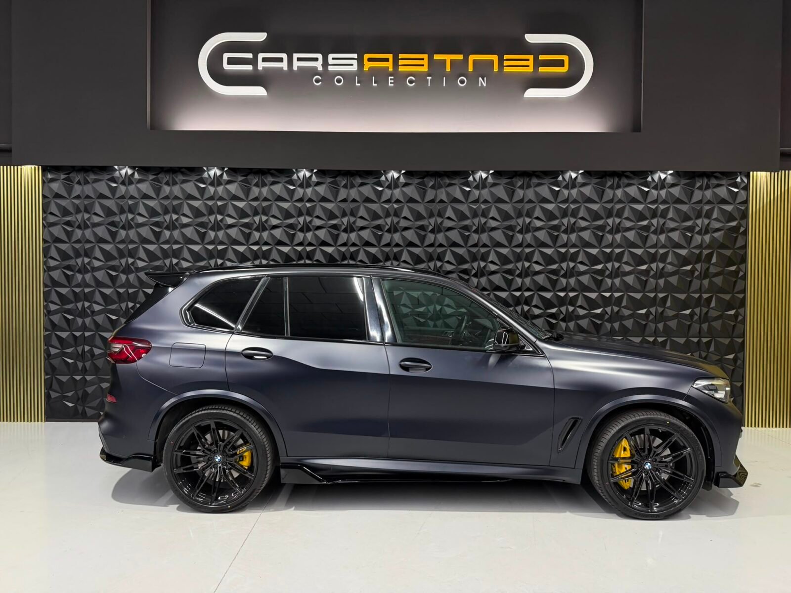 BMW X5 45E