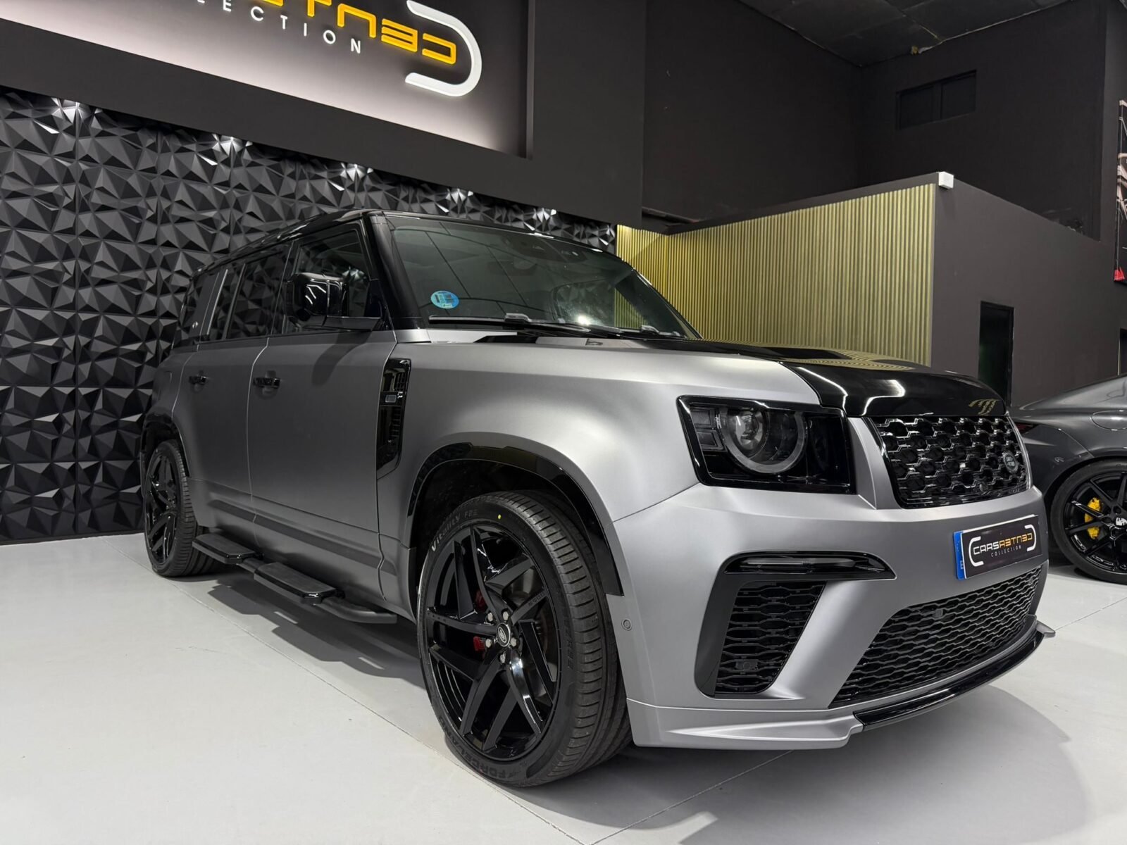 LAND-ROVER DEFENDER 3.0D I6 250 SE 110 Auto 4WD MHEV