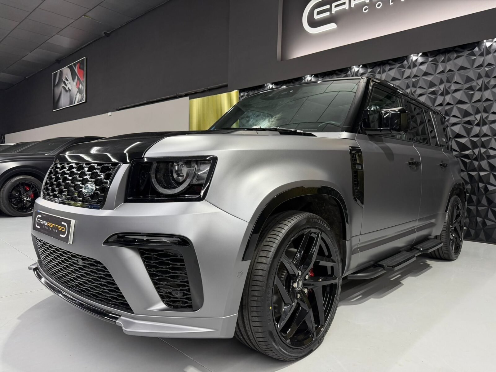 LAND-ROVER DEFENDER 3.0D I6 250 SE 110 Auto 4WD MHEV