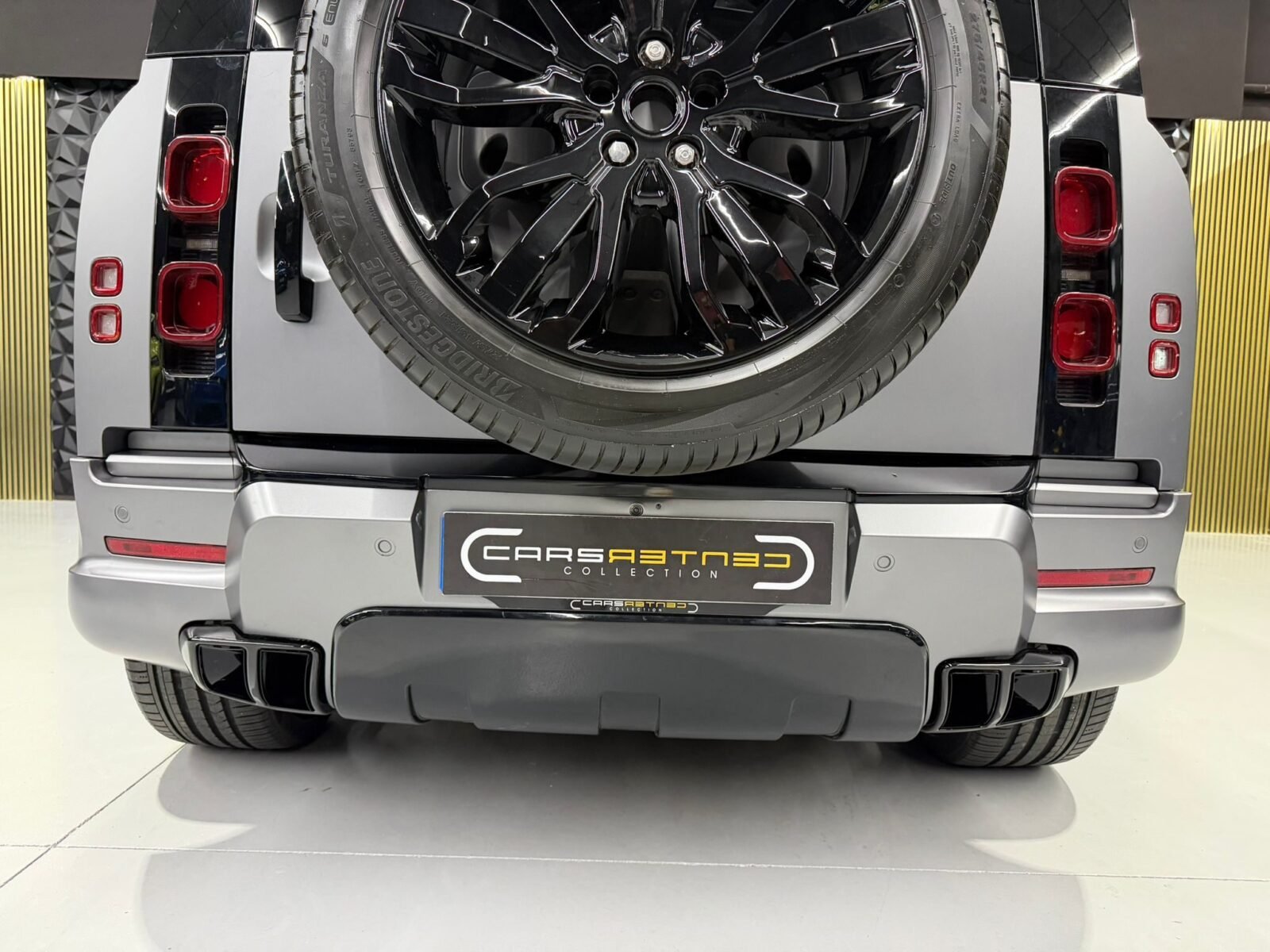 LAND-ROVER DEFENDER 3.0D I6 250 SE 110 Auto 4WD MHEV