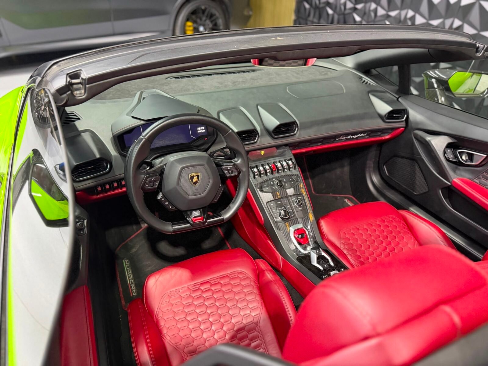 LAMBORGHINI HURACAN LP610 SPYDER
