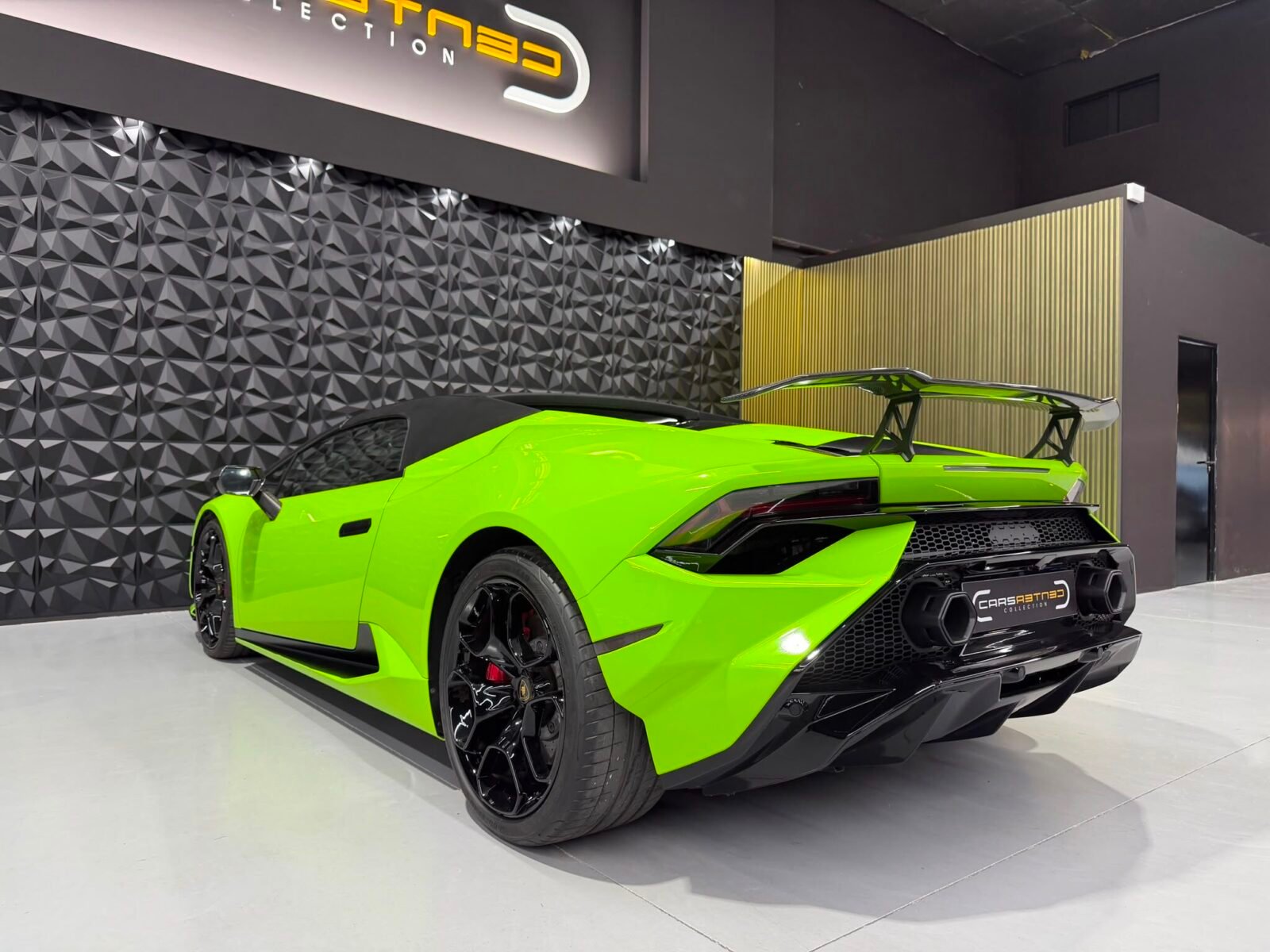 LAMBORGHINI HURACAN LP610 SPYDER