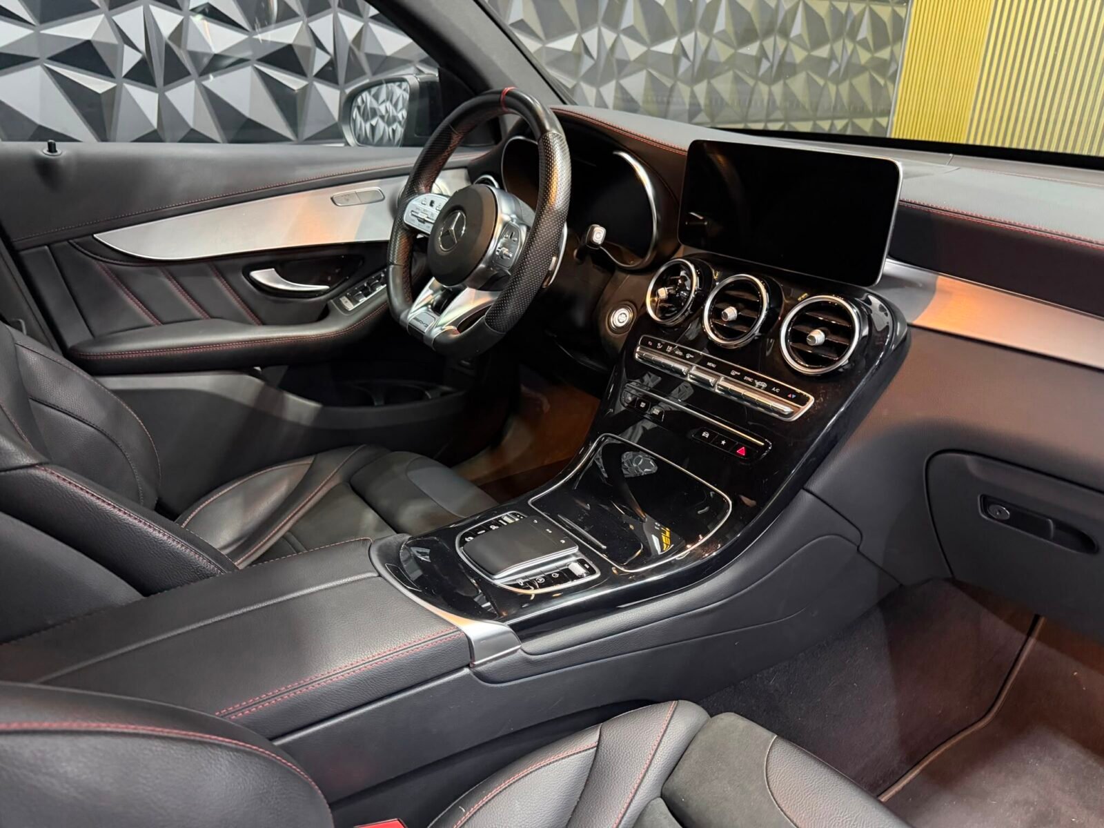 MERCEDES-BENZ GLC COUPE 43 AMG