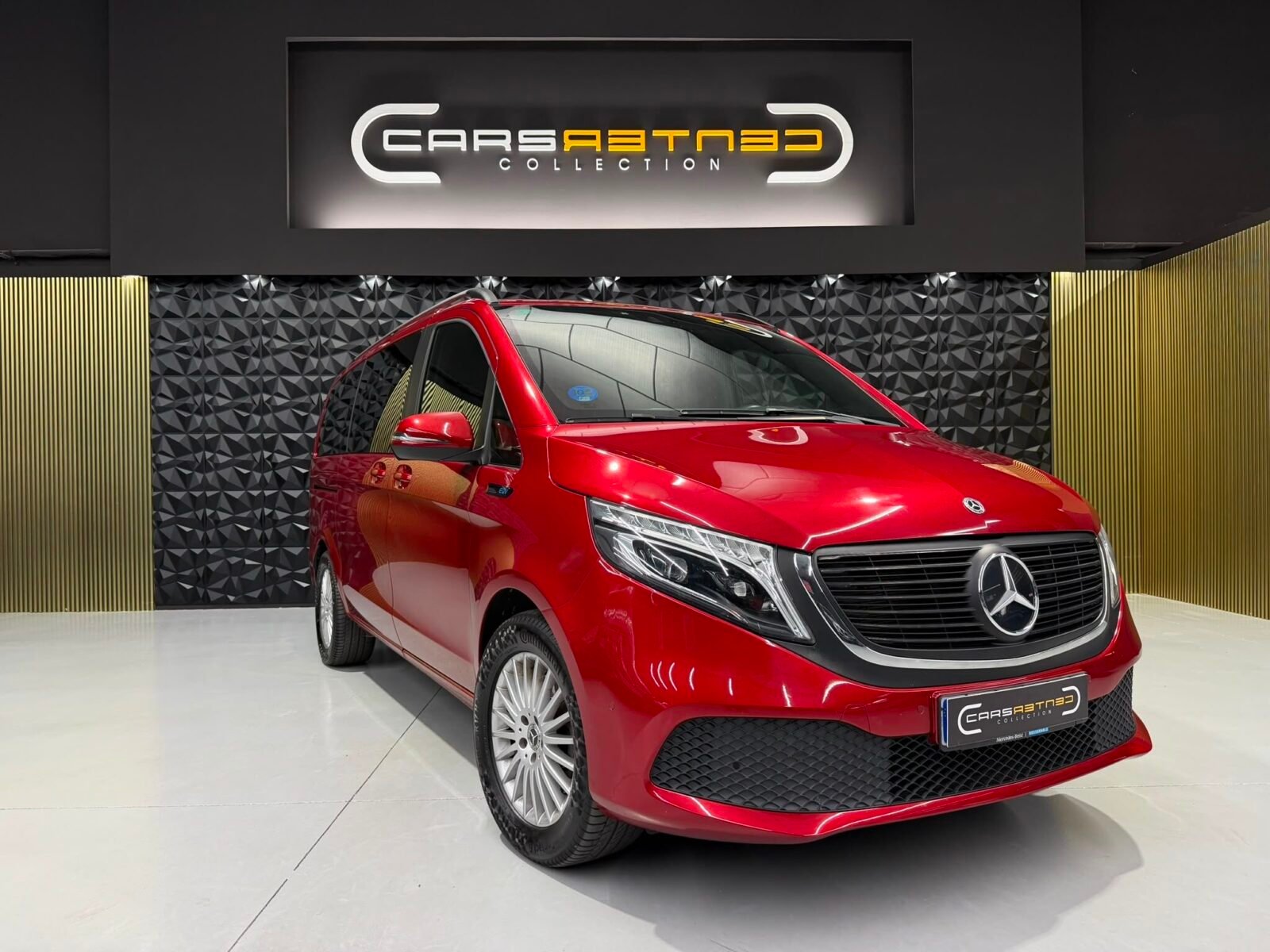 MERCEDES-BENZ EQV 300 LARGA