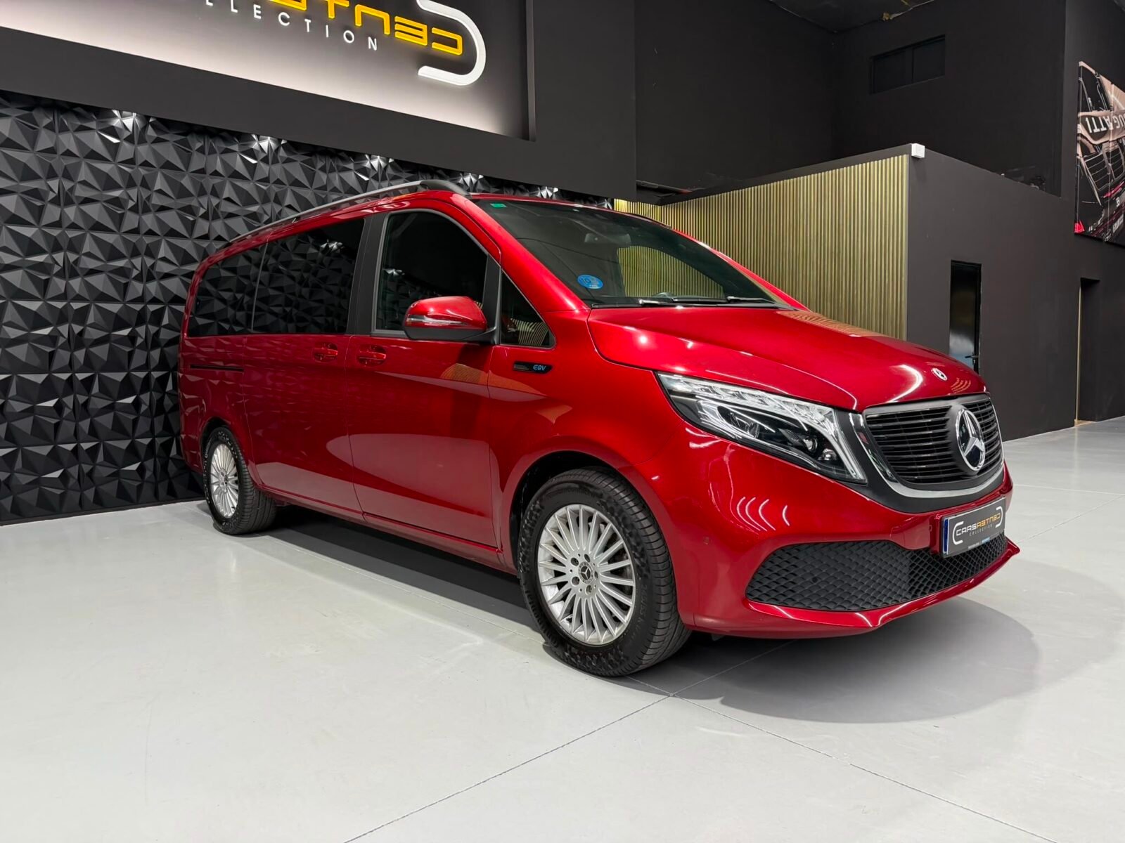 MERCEDES-BENZ EQV 300 LARGA