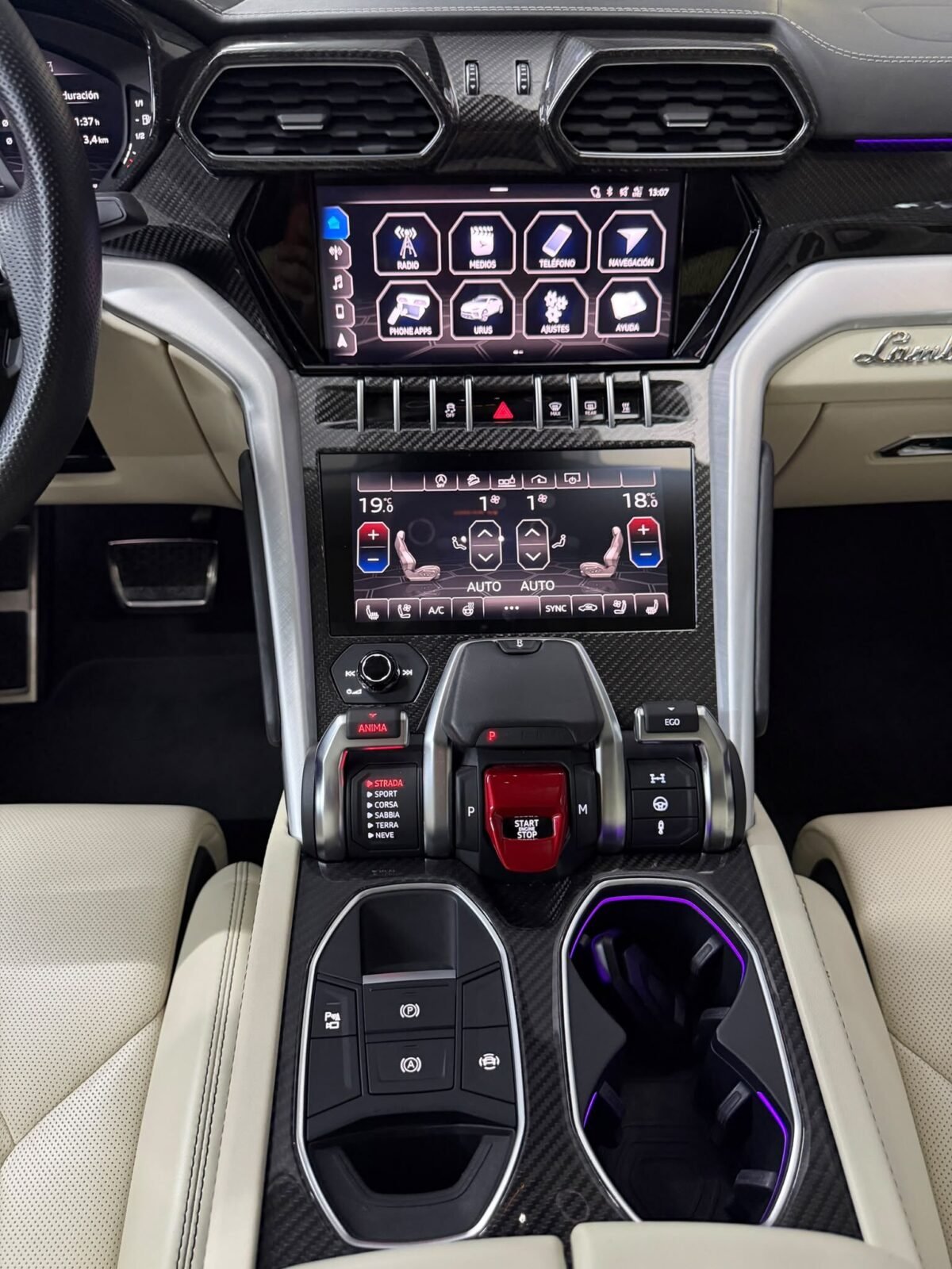 LAMBORGHINI URUS MANSORY