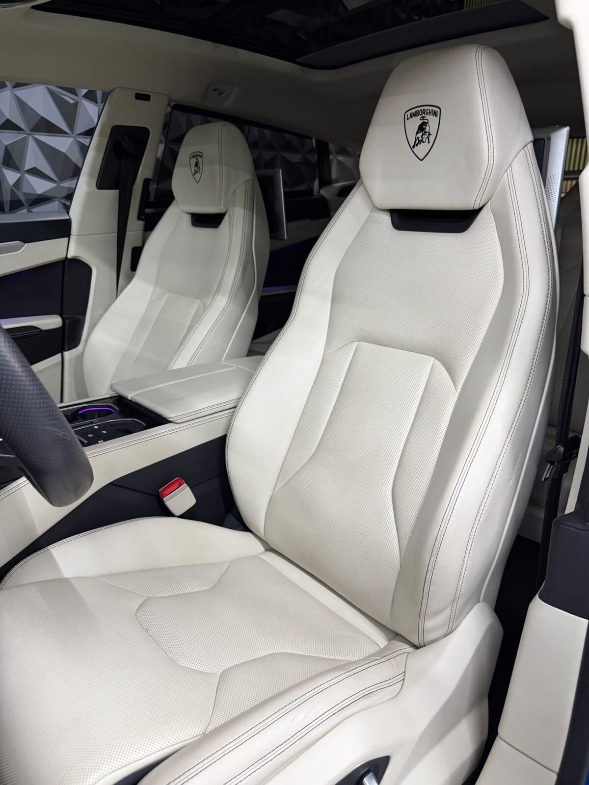 LAMBORGHINI URUS MANSORY