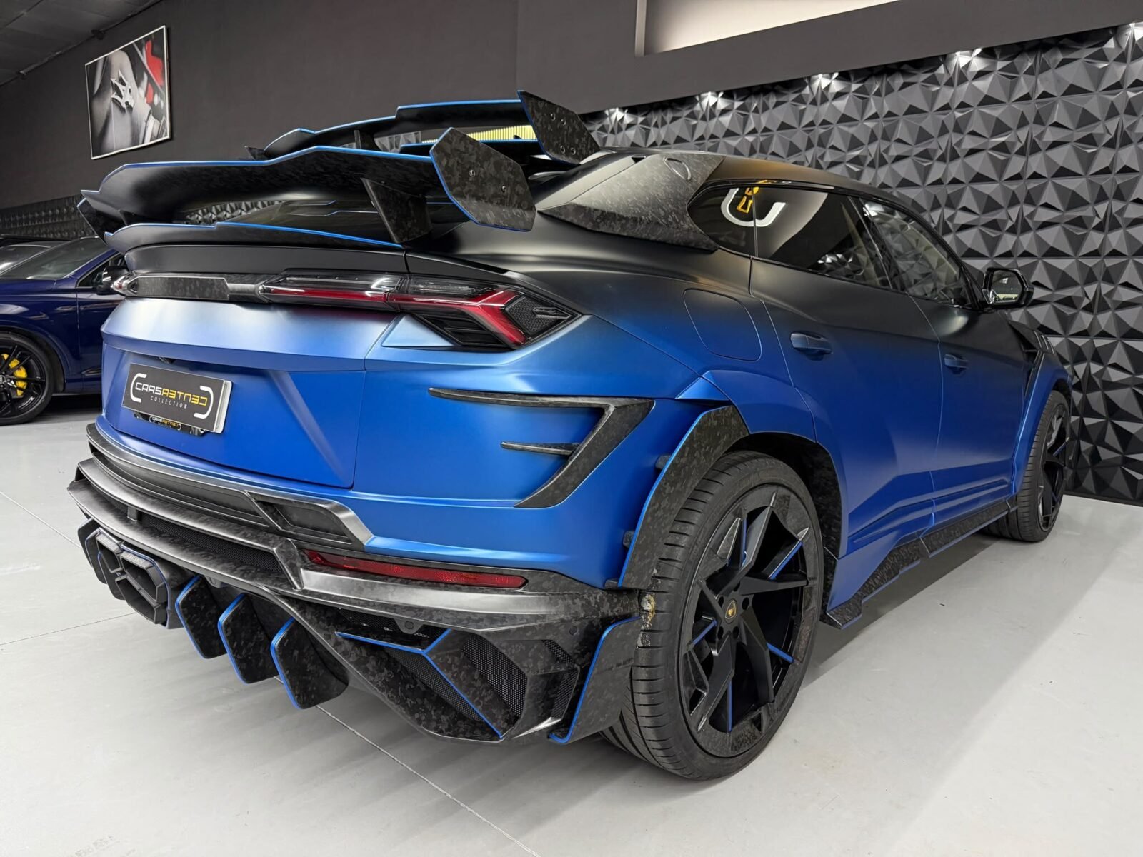 LAMBORGHINI URUS MANSORY