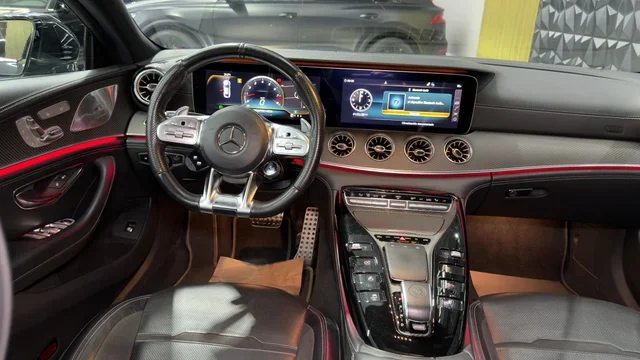 MERCEDES-BENZ AMG GT 63 S